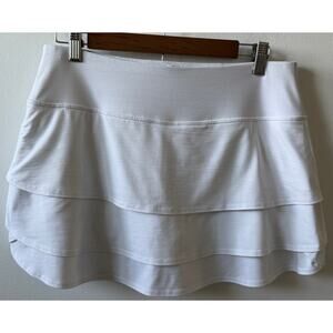 Athleta white tennis skirt women's size medium